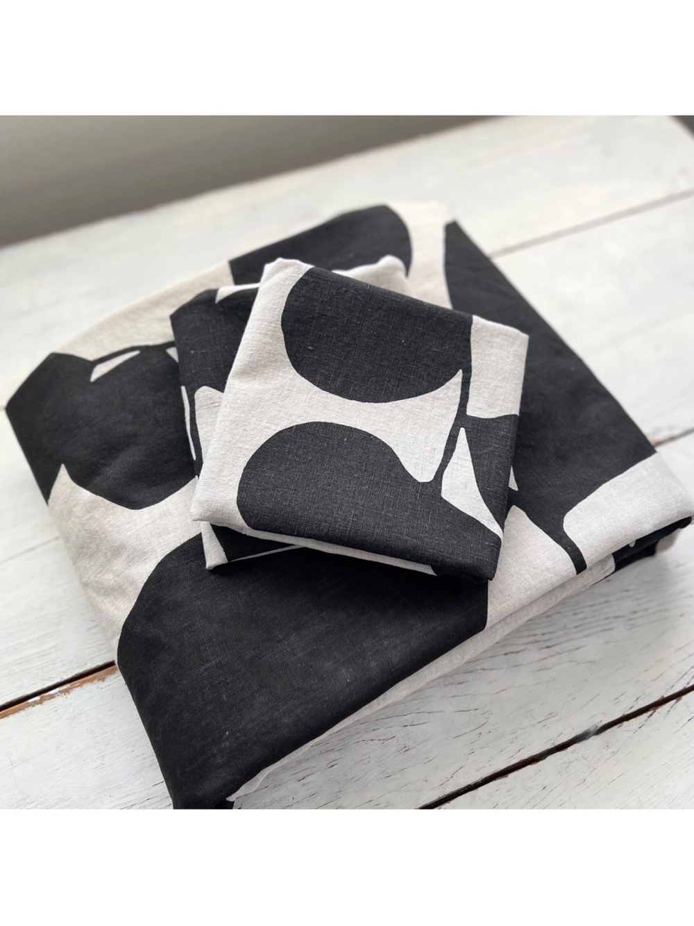 CRATE & BARREL Full/Queen Duvet Cover & 2 Std. Shams Flax Linen Botanical Black